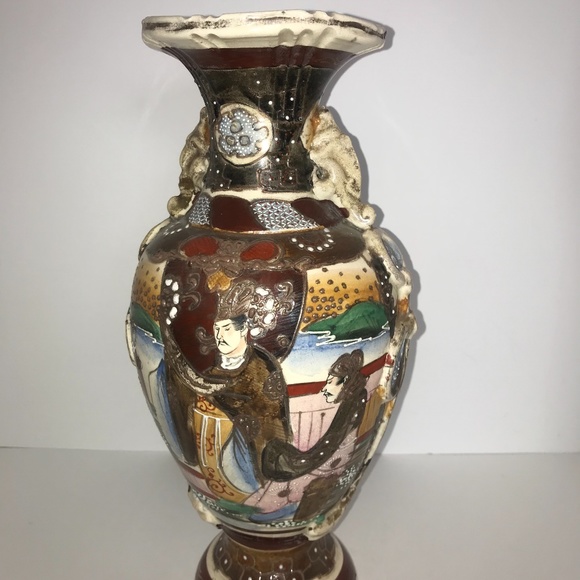 Vintage Japanese Satsuma Samarai Pebbled Pottery Vase